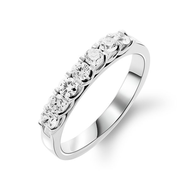 Каблучка з декількома діамантами