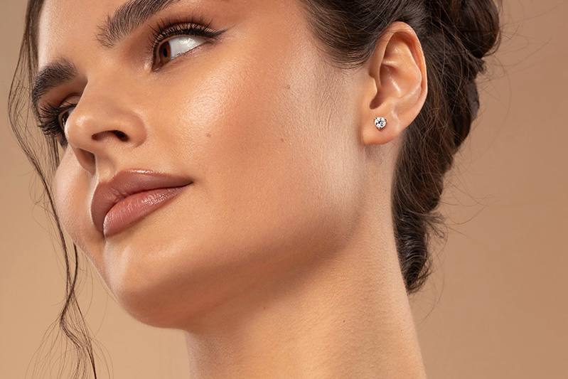 Сережки —маленька деталь, що формує погляд